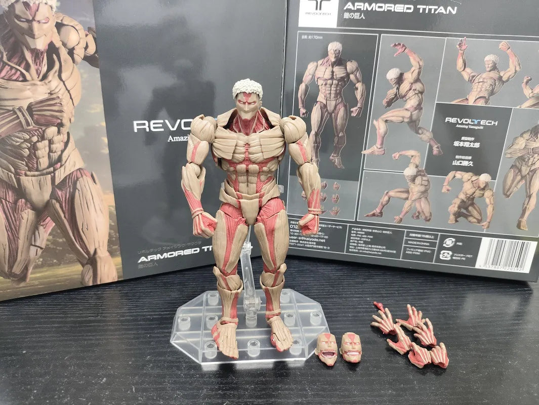 Titán Acorazado Figura Articulada (Reiner Braun)