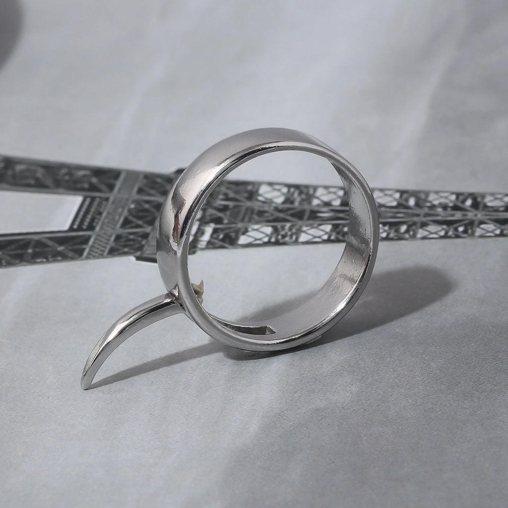 Anillo: Annie Leonhart (Attack on Titan)